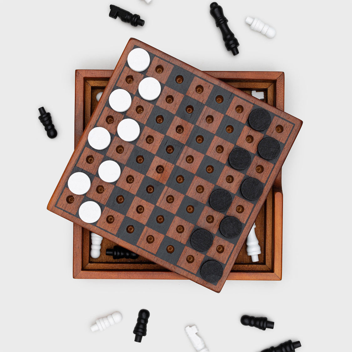 Luckies Iron & Glory - Chess & Checkers Multi-Coloured 14x3x14cm