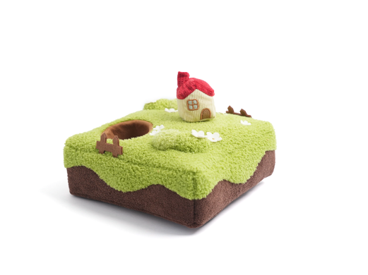Plushwood Lawn Planter Landscape