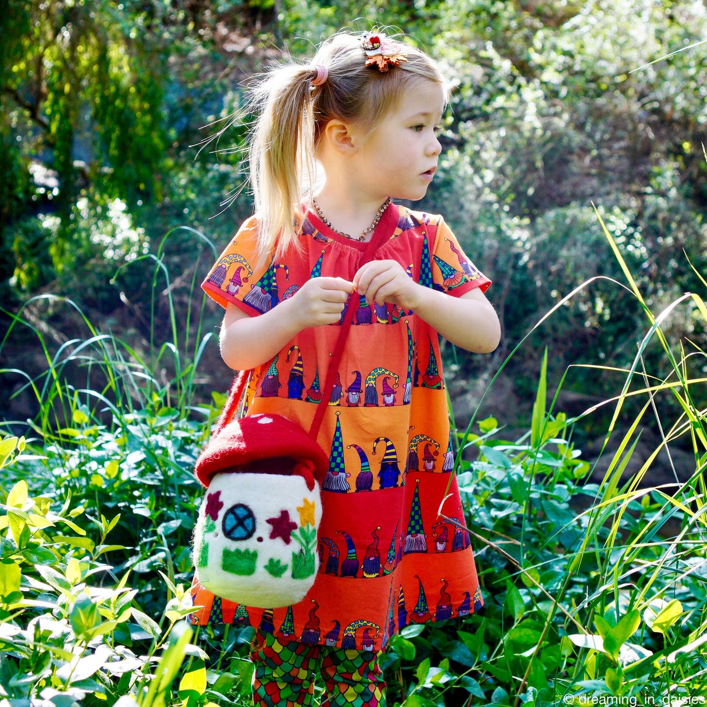 Tara Treasures - Felt Mushroom - Toadstool Bag