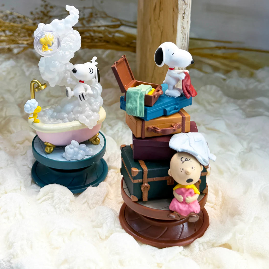 Re-Ment Peanuts Snoopy Spiral Diorama Collection Blind Box Figurines