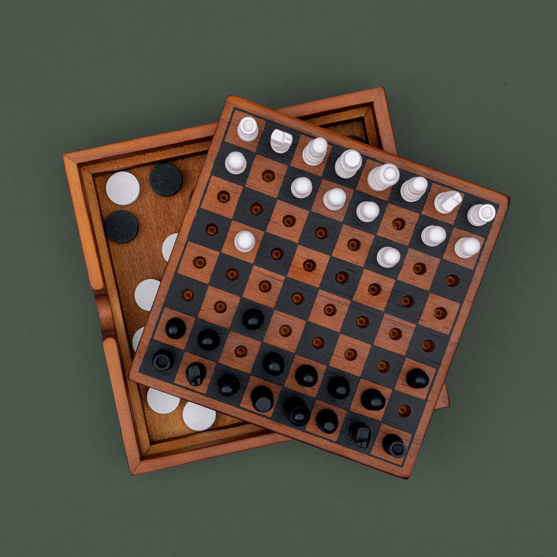 Luckies Iron & Glory - Chess & Checkers Multi-Coloured 14x3x14cm