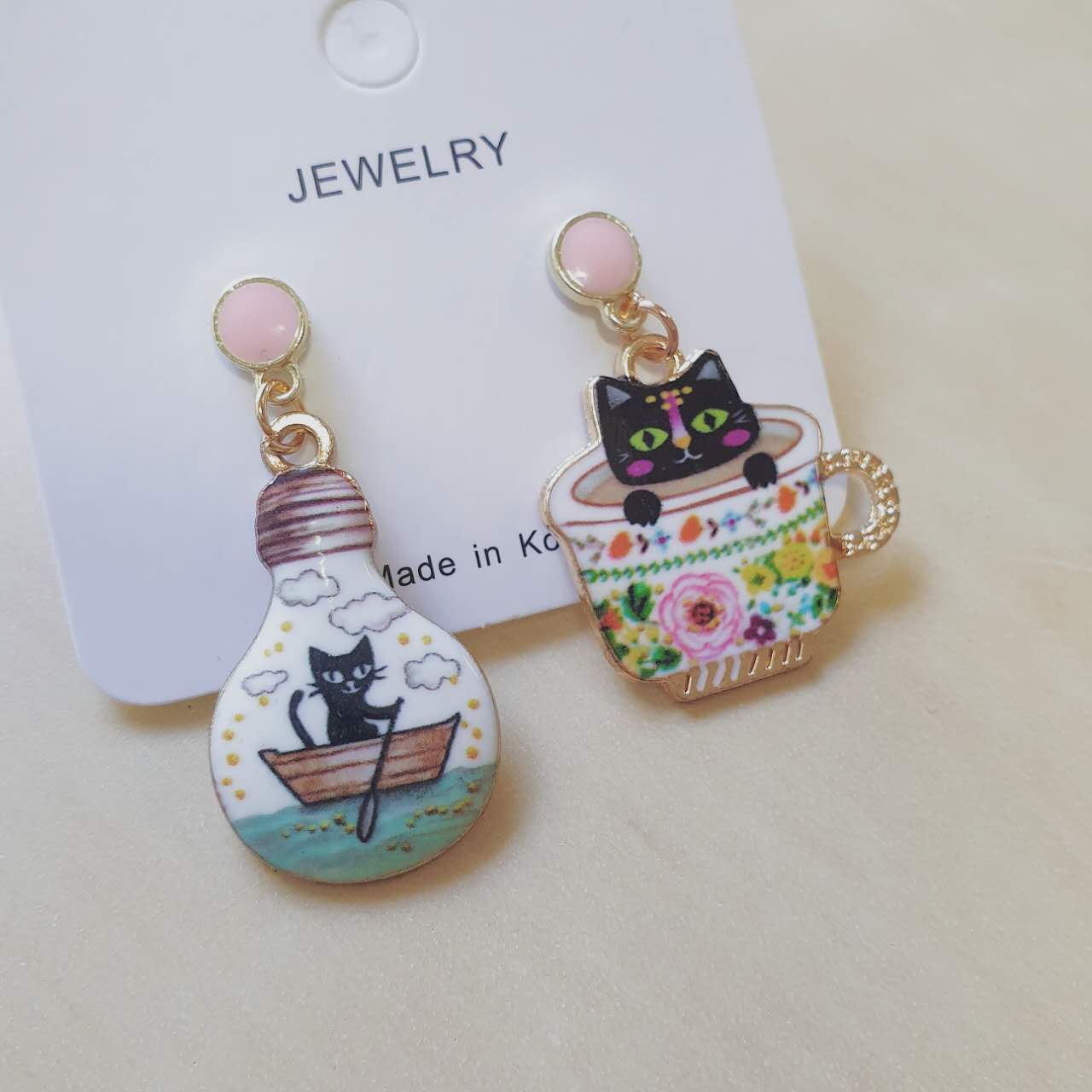 Luninana Earrings - Happy Cat Earrings - Black XJ001