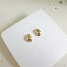 Load image into Gallery viewer, Luninana Earrings - Gold Bean Stone Earrings XX033
