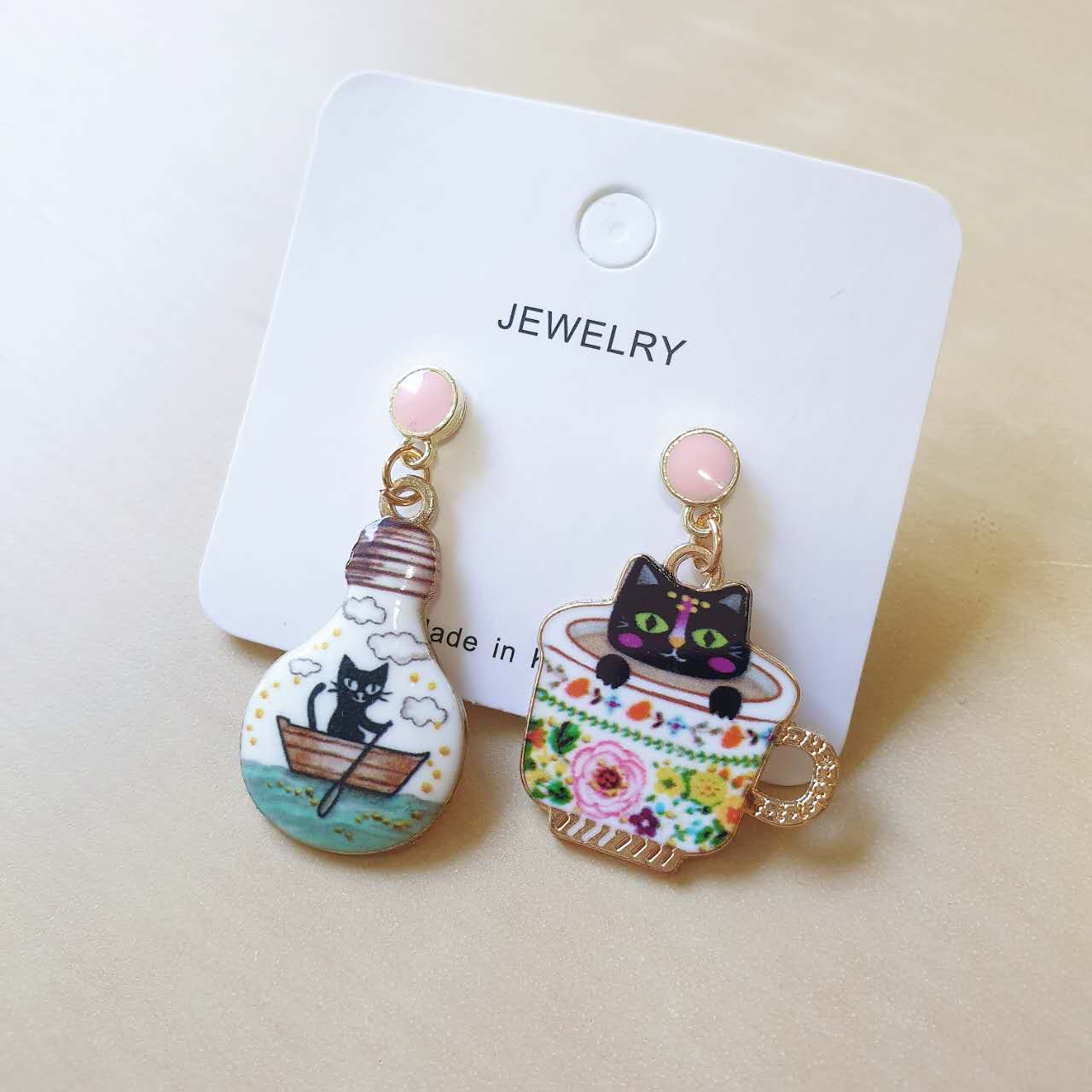 Luninana Earrings - Happy Cat Earrings - Black XJ001