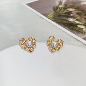 Luninana Earrings -  Heartwarming Pearl Earrings YBY049