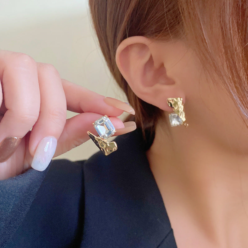 Luninana Earrings - Unique Shape with Gem Earrings YBY079