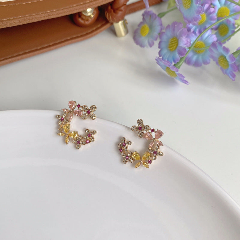 Luninana Earrings - The Ring of Floral Earrings YBY064