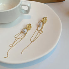 Load image into Gallery viewer, Luninana Earrings -  Elegant Golden Pearl Earrings YBY028
