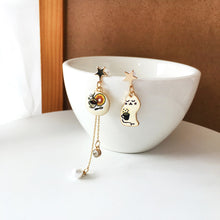 Load image into Gallery viewer, Luninana Earrings -  Lazy Coffee Cat Earrings YBY018
