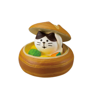 Decole Concombre Figurine - Bread & Coffee Shop - Cat Bread Bowl Soup