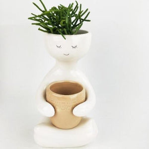 Urban Products Person Holding a Pot Planter Beige 20cm