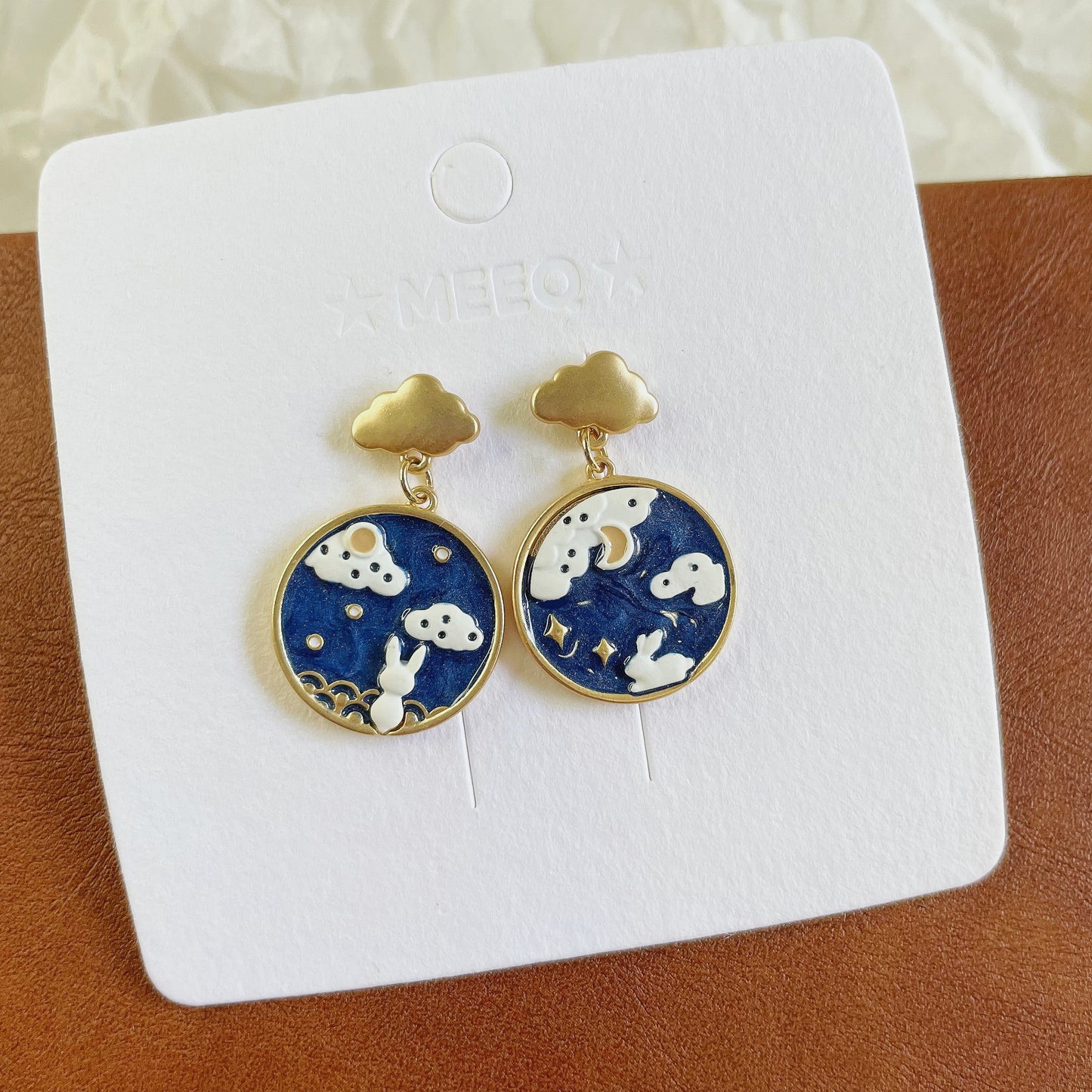 Luninana Earrings - Star Gazing Bunny Round Earrings YBY055