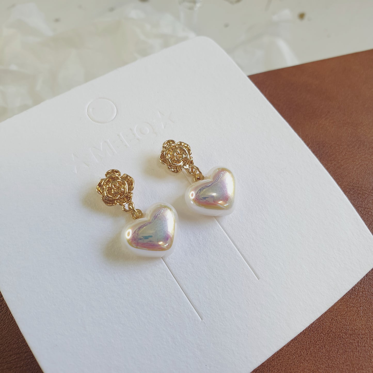 Luninana Earrings - Pearl Heart with Golden Flower Earrings YBY056