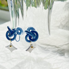 Load image into Gallery viewer, Luninana Clip-on Earrings -  Blue Knot Star Earrings LL012
