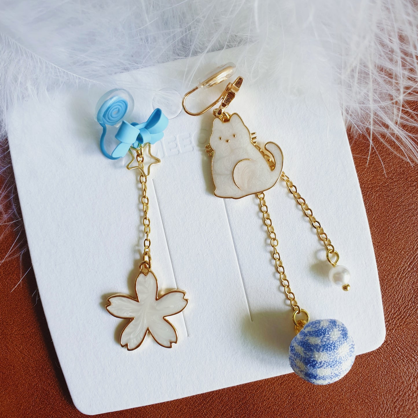 Luninana Clip-on Earrings -  White Marble Cat with Sakura Earrings LL017