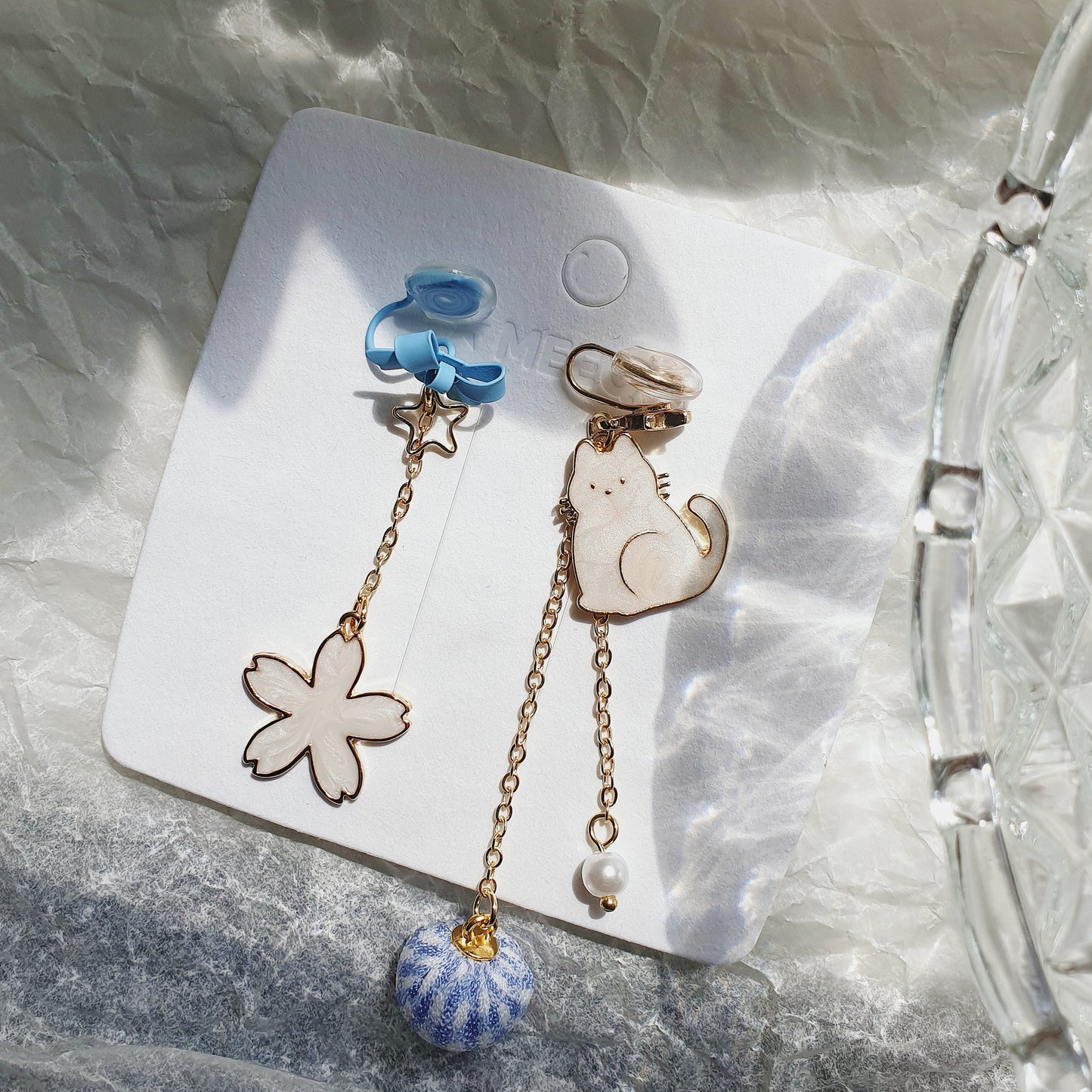 Luninana Clip-on Earrings -  White Marble Cat with Sakura Earrings LL017