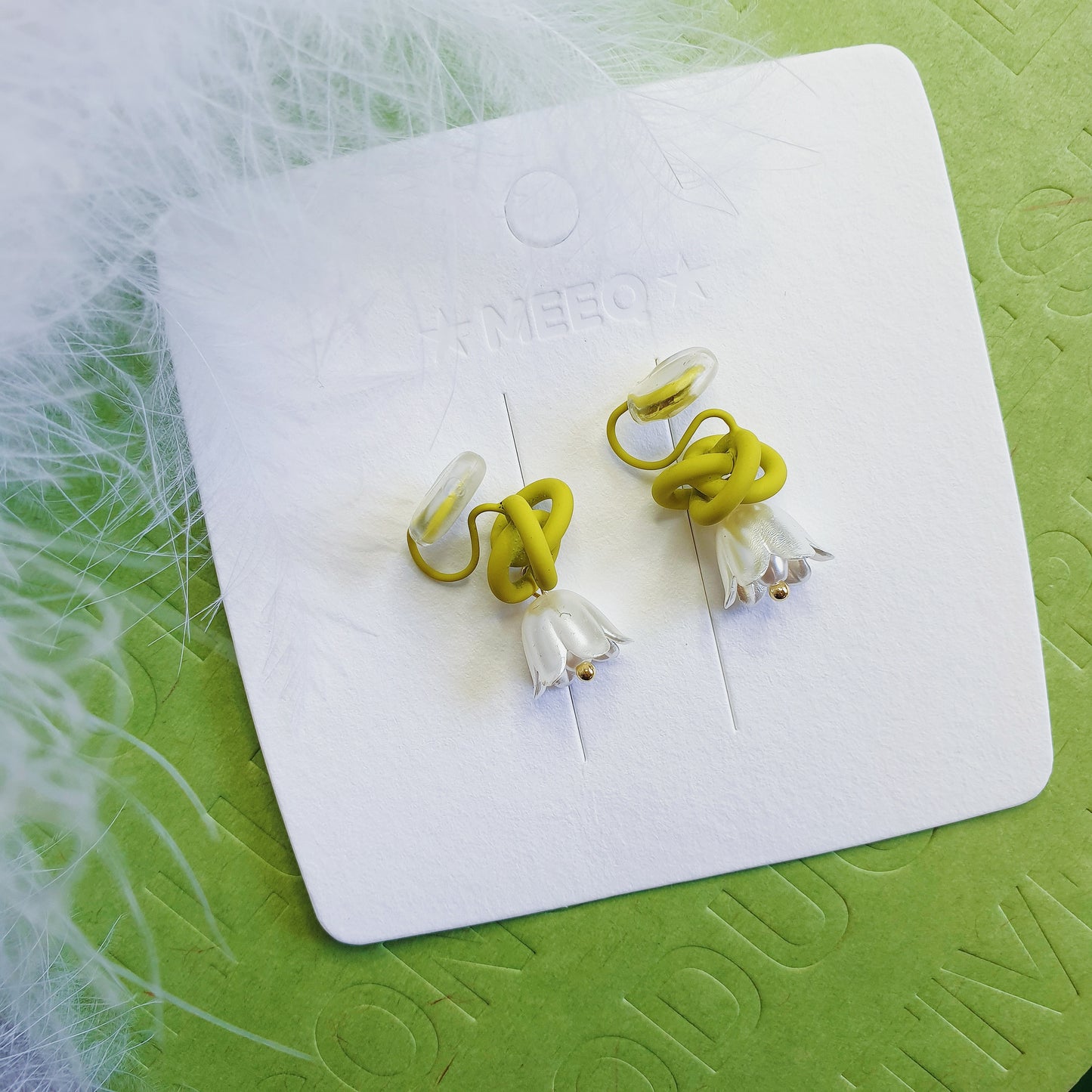 Luninana Clip-on Earrings -  White Bluebell with Light Green Knot Earrings LL021