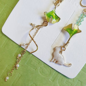 Luninana Clip-on Earrings - Marble White Kitten with Leaf Earrings LL027